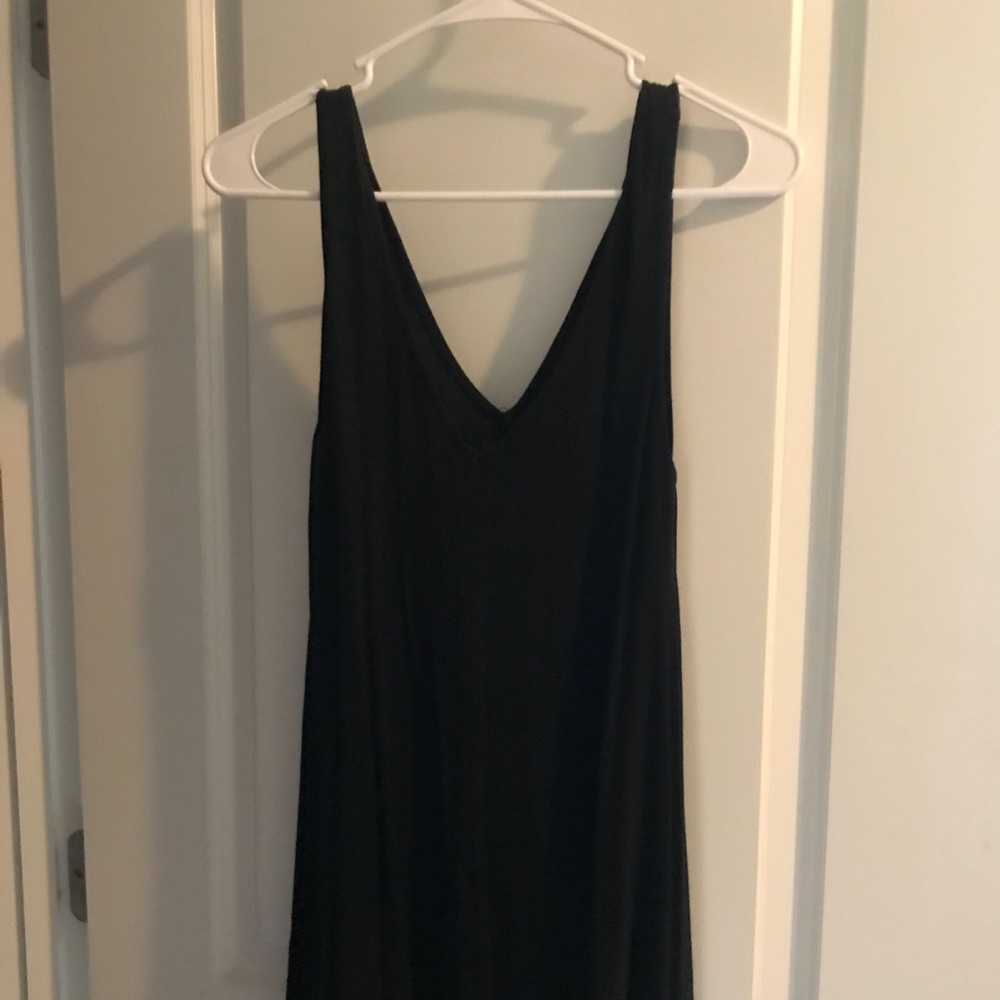 Black vneck dress
